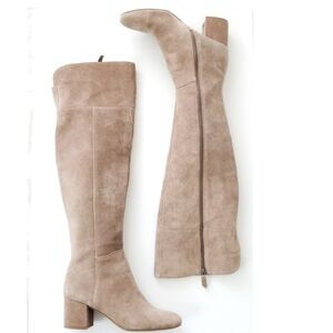 Elegant Tan Knee-High Women's Boots